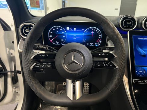 Used 2026 Mercedes-Benz GLC 350e 4MATIC image 12