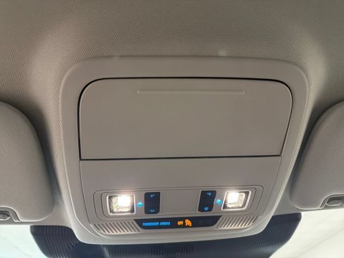 New 2026 Ford Explorer Active w/ Active Comfort Package RWD image 18
