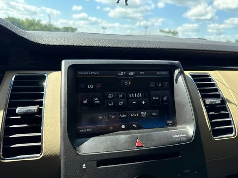 Used 2014 Ford Flex SEL w/ Equipment Group 202A AWD/4WD image 26