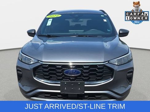 Used 2024 Ford Escape ST-Line w/ Tech Pack #1 AWD/4WD image 2