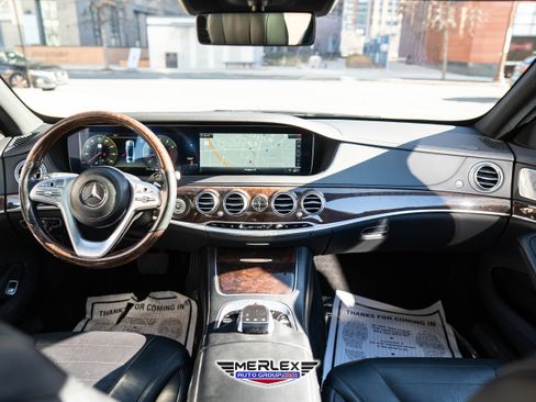 Used 2018 Mercedes-Benz S 560 4MATIC Sedan image 14