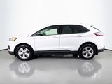Used 2022 Ford Edge SE image 4
