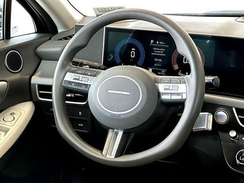 Used 2025 Hyundai Sonata SEL FWD image 30
