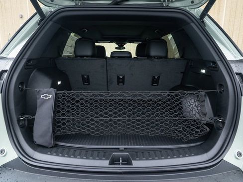 New 2026 Chevrolet Equinox LT w/ Convenience Package II image 39