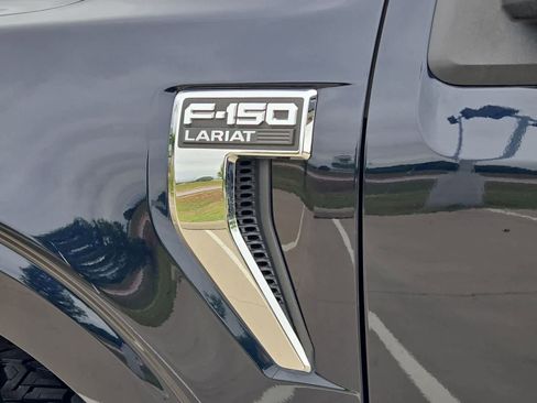 Used 2021 Ford F150 Lariat w/ Trailer Tow Package AWD/4WD image 11
