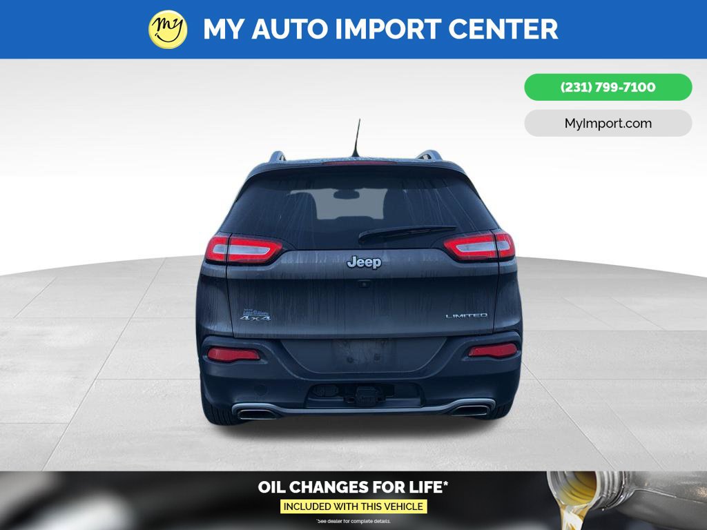 Used 2017 Jeep Cherokee Limited w/ Trailer Tow Group AWD/4WD image 5