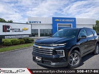 New 2025 Chevrolet Traverse LT w/ Driver Confidence Package FWD 360° Tour