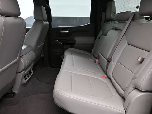 Used 2019 GMC Sierra 1500 SLT image 11