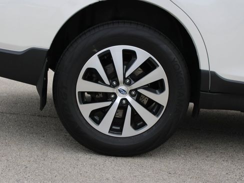 Used 2019 Subaru Outback 3.6R Limited image 30