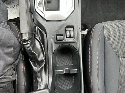 Used 2022 Subaru Crosstrek 2.0i Premium image 30