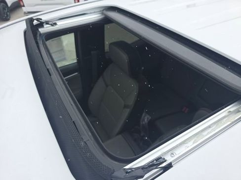 New 2026 Chevrolet Colorado ZR2 image 4