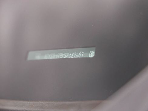 Used 2025 Cadillac Escalade V image 28