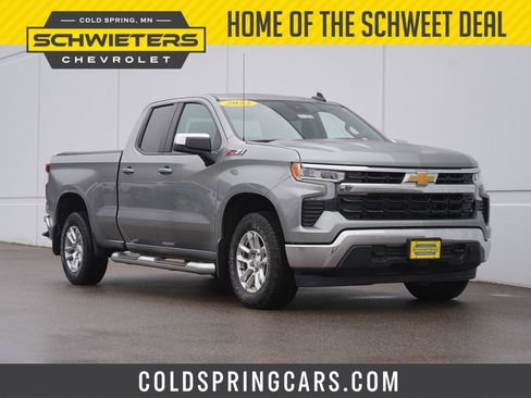 Used 2023 Chevrolet Silverado 1500 LT image 1