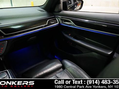 Used 2020 BMW 750i xDrive image 47