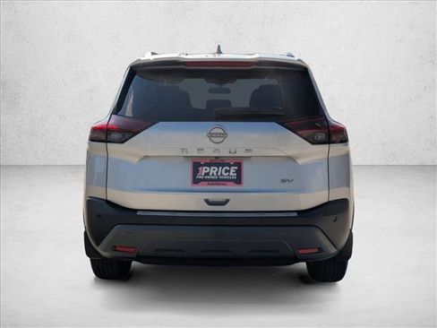 Used 2023 Nissan Rogue SV w/ SV Premium B Package image 6