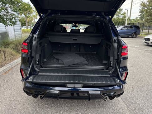 Used 2021 BMW X5 M w/ Competition Package AWD/4WD image 11