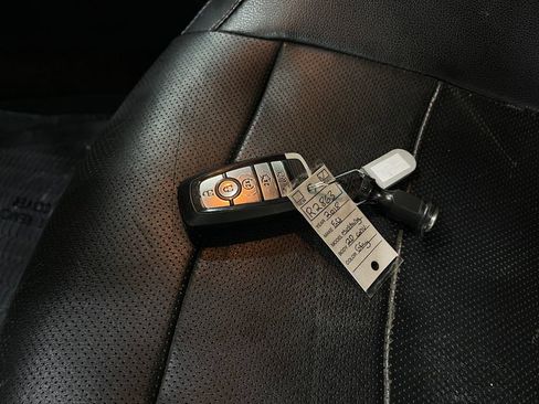 Used 2018 Ford Mustang Premium image 36