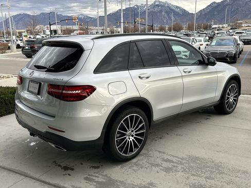 Certified 2018 Mercedes-Benz GLC 300 4MATIC image 5