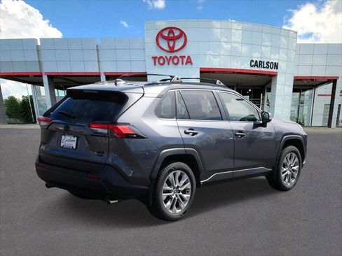 Certified 2023 Toyota RAV4 XLE Premium image 5