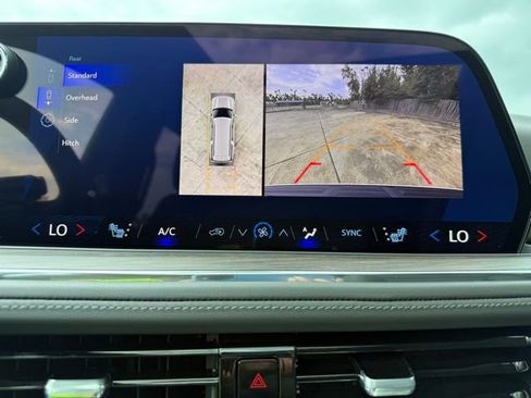 New 2025 Chevrolet Suburban LT w/ Comfort Package image 27