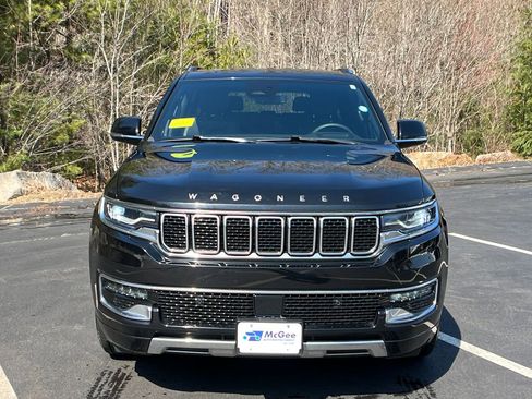 Used 2024 Jeep Wagoneer Series III image 8