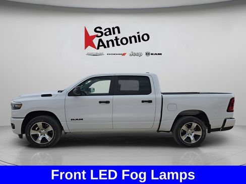 New 2026 RAM 1500 Express AWD/4WD image 8