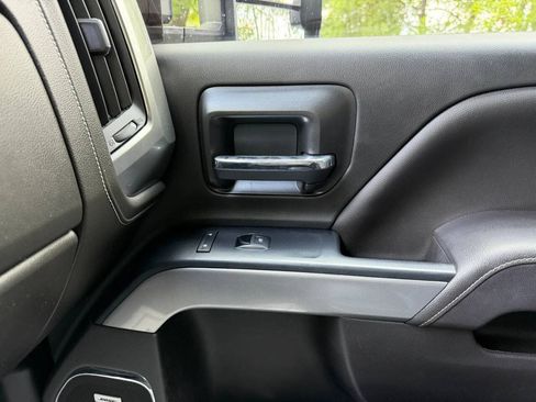 Used 2017 Chevrolet Silverado 2500 LTZ w/ Duramax Plus Package AWD/4WD image 46