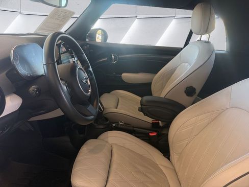 Used 2024 MINI Cooper Convertible w/ Signature Upholstery Package image 7