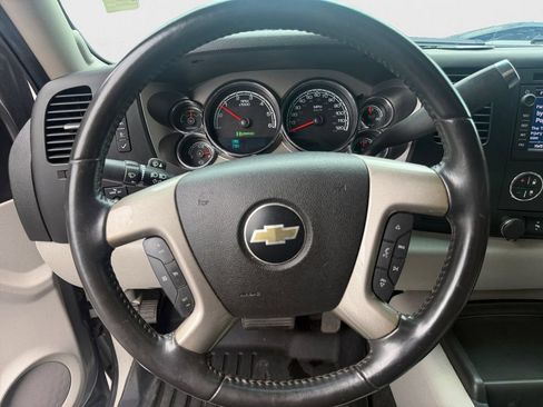 Used 2009 Chevrolet Silverado 1500 2WD Crew Cab Hybrid image 17