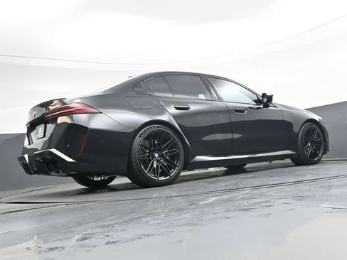 Used 2026 BMW M5 w/ Executive Package AWD/4WD image 36