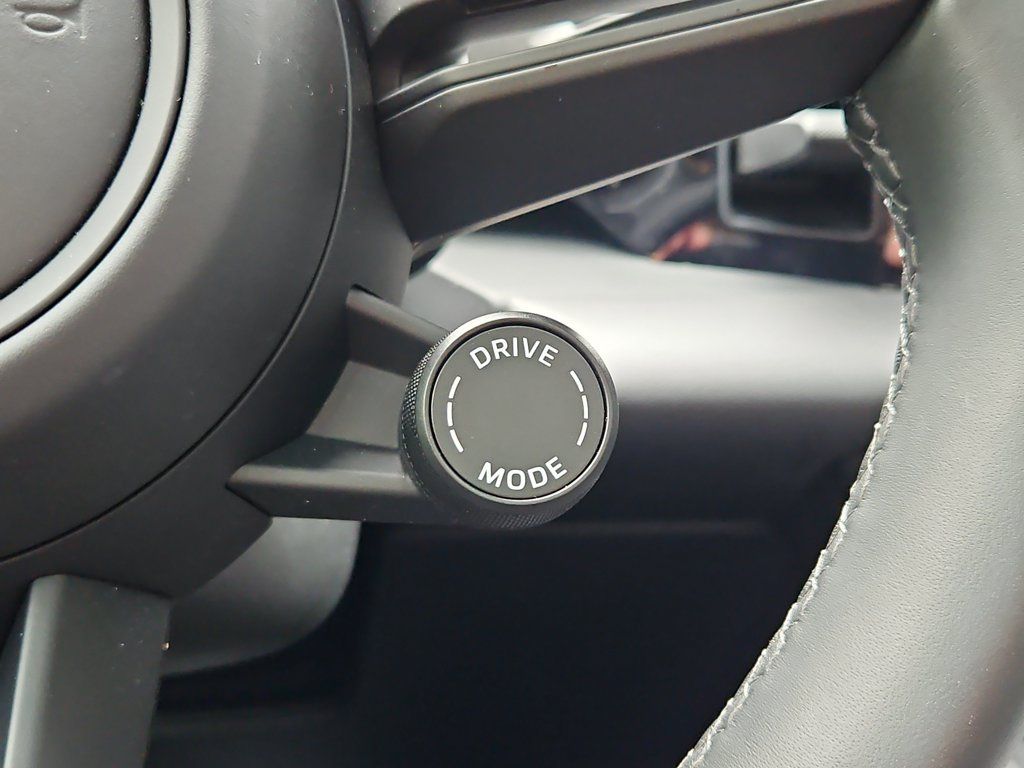 Certified 2026 Porsche Macan 4 Electric AWD/4WD image 19
