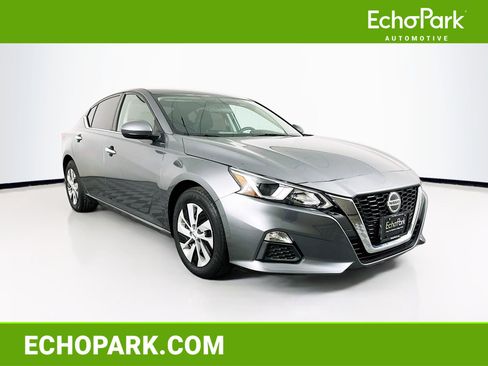 Used 2020 Nissan Altima 2.5 S image 1