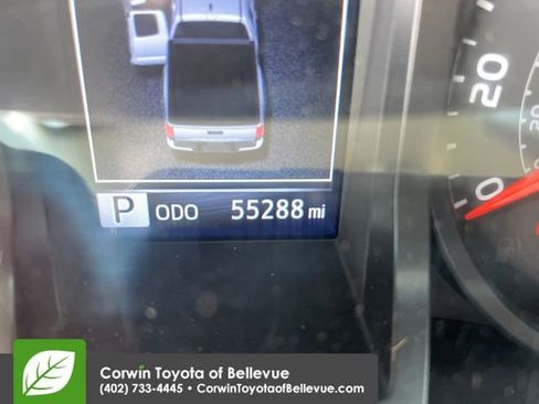 Certified 2022 Toyota Tacoma SR AWD/4WD image 16
