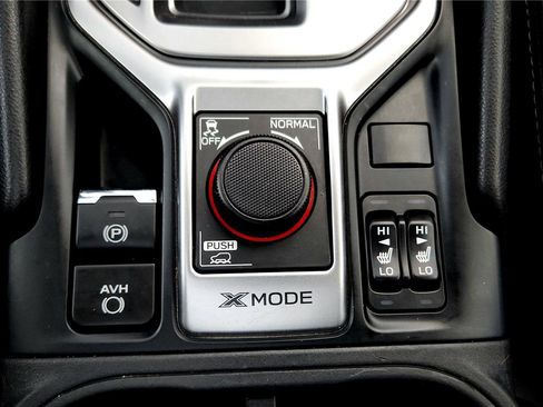 Used 2019 Subaru Forester Premium image 34