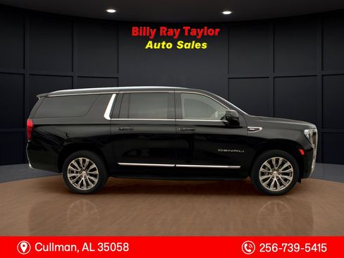 Used 2021 GMC Yukon XL Denali w/ Advanced Technology Package image 5