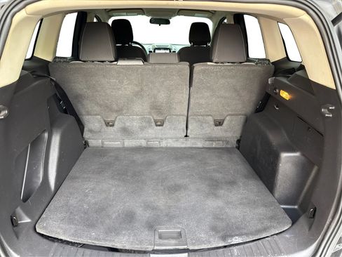 Used 2019 Ford Escape SE FWD image 13