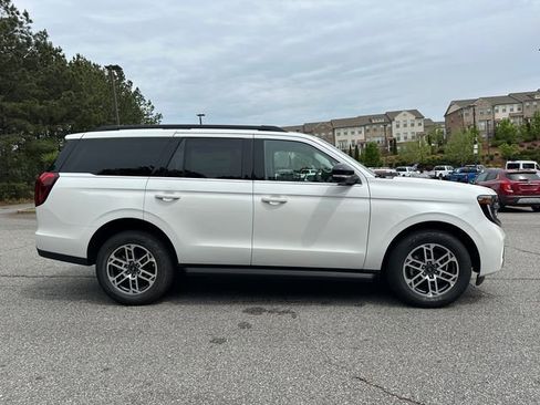 New 2026 Ford Expedition Active AWD/4WD image 8