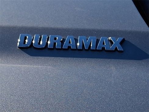 Certified 2025 Chevrolet Silverado 1500 LTZ image 33