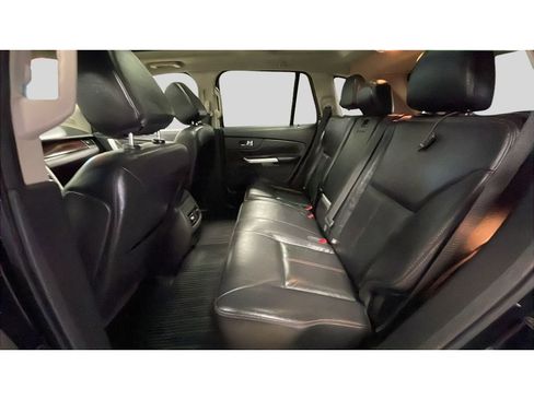 Used 2013 Ford Edge Limited FWD image 16