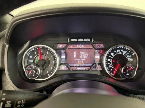 Certified 2024 RAM 1500 Big Horn AWD/4WD image 14