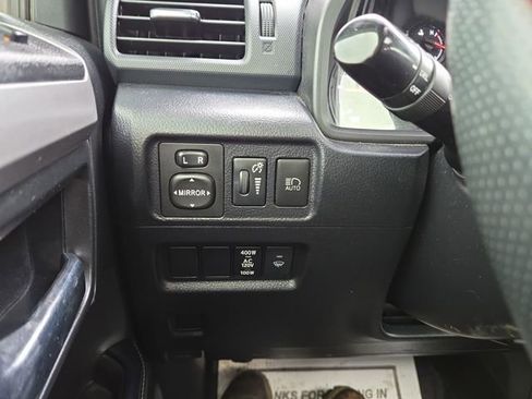 Used 2022 Toyota 4Runner SR5 Premium image 19