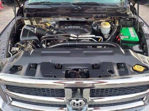 Used 2014 RAM 3500 Tradesman w/ Chrome Appearance Group image 11