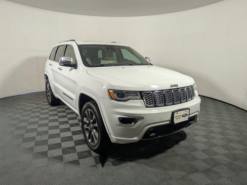 Used 2018 Jeep Grand Cherokee Overland image 1