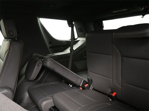 New 2025 Chevrolet Tahoe High Country w/ Sun And Tow Package image 9