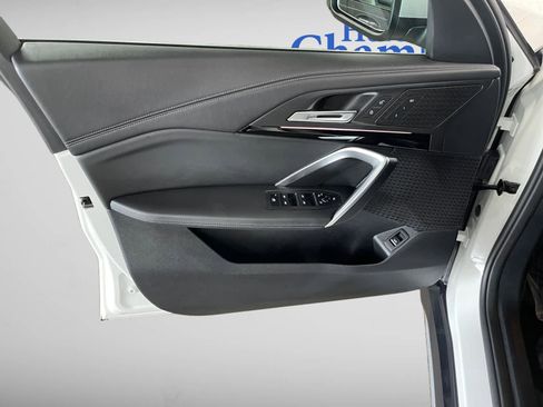 Used 2023 BMW X1 xDrive28i w/ Convenience Package image 12