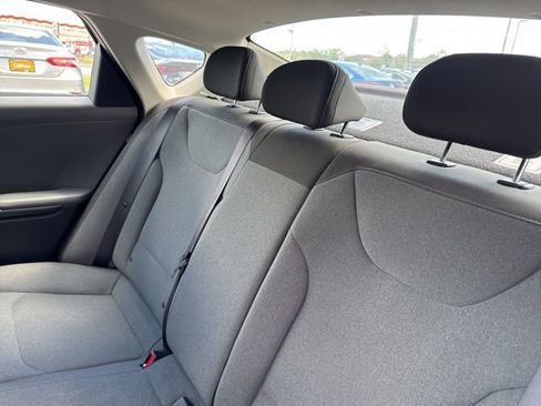 Used 2025 Kia K4 LXS FWD image 21