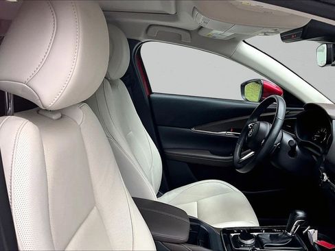 Used 2021 MAZDA CX-30 FWD 2.5 S w/ Premium Package image 27