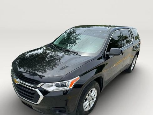 Used 2020 Chevrolet Traverse LS image 35