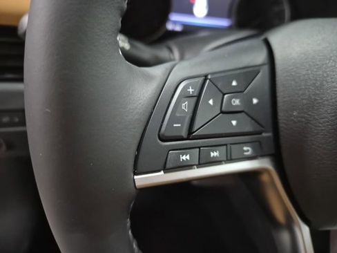 New 2025 Nissan Sentra SV w/ SV Premium Package image 23