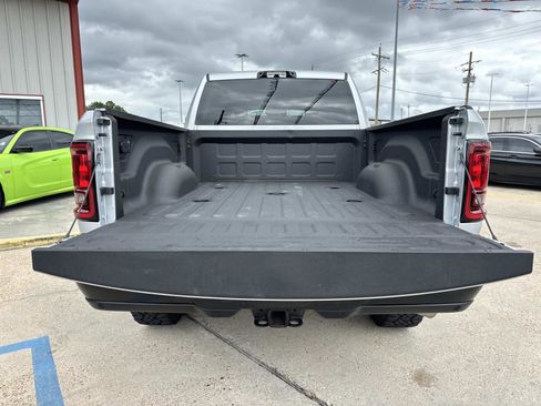 Used 2026 RAM 2500 Warlock AWD/4WD image 8